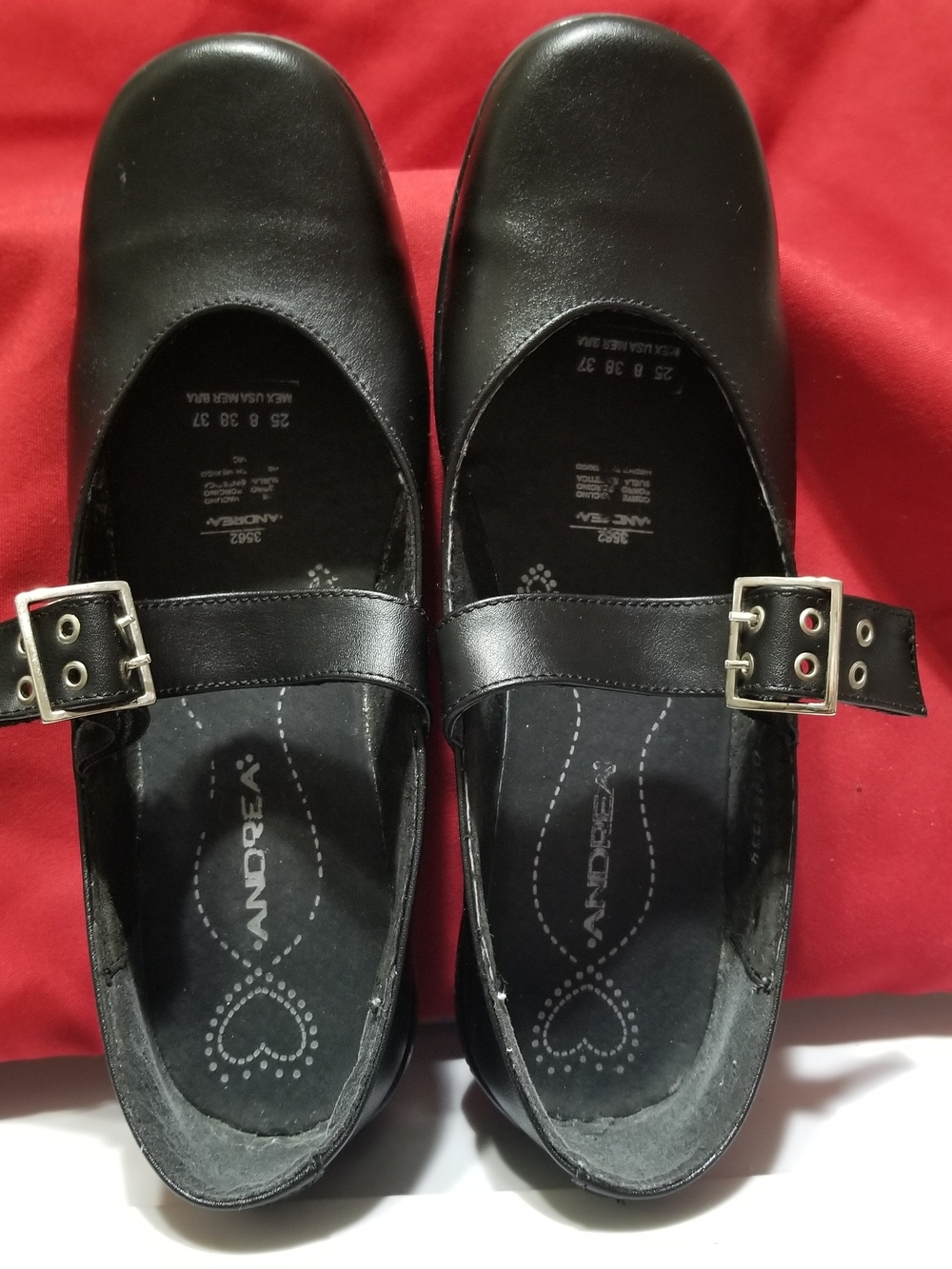 Andrea Junior’s 8 Black Mary Jane Flats With Double-Hook Adjustable Buckle Strap